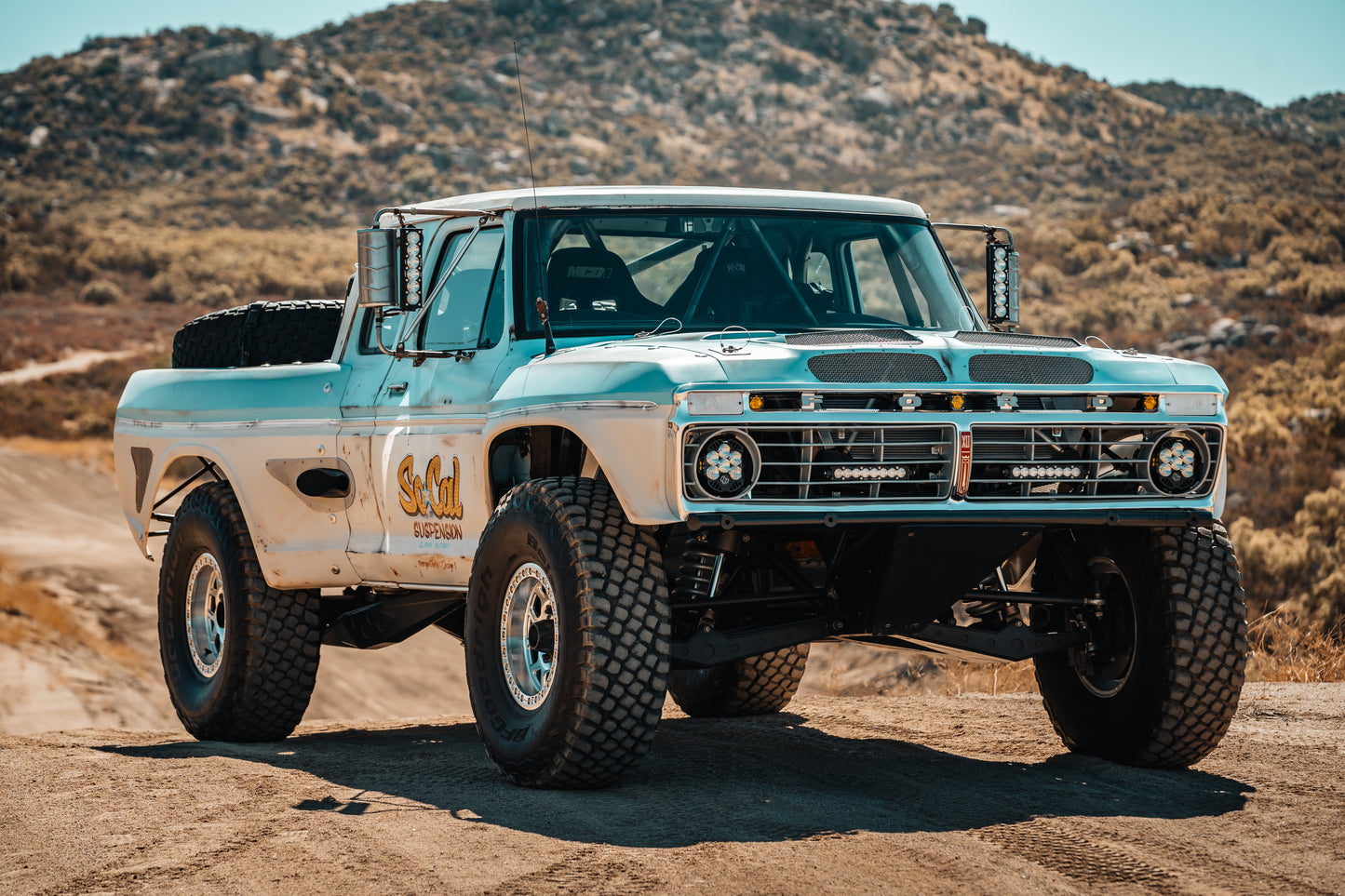 Ford F100 Dentside "Vivian" Bedsides