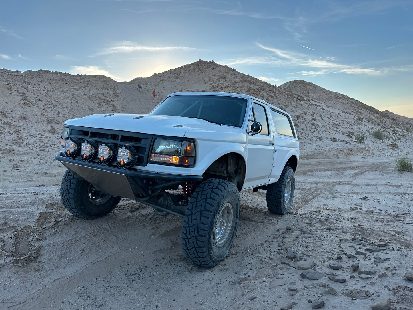 92-96 Ford Bronco Front Fenders