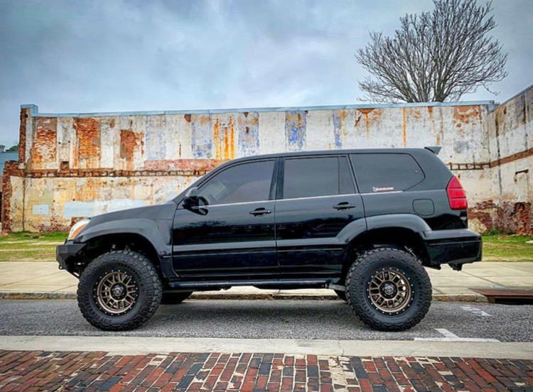 Lexus GX470 Front Fenders